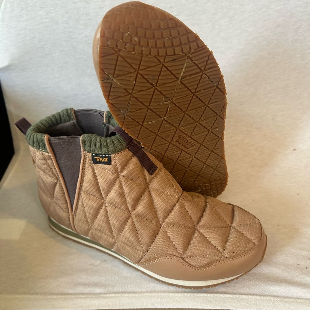 Teva Brown Quilted Ankle Boots